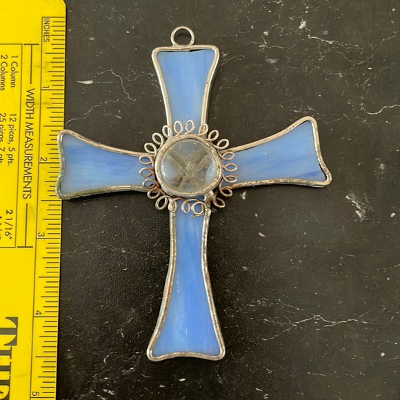 Stained glass cross - Picture 1 of 3